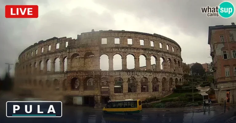 Live webcam view of the Roman Arena amphitheatre in Pula, Istria, Croatia